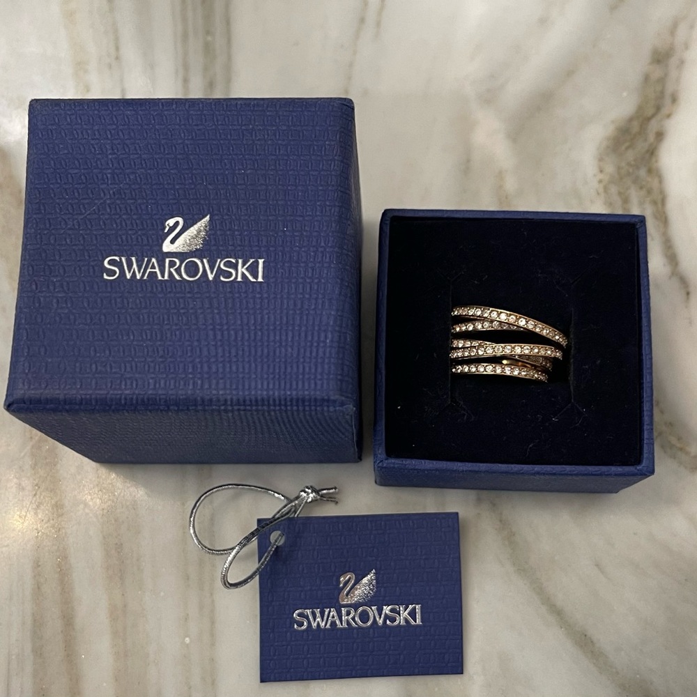SWAROVSKI RING